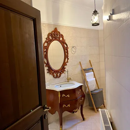 Catedrala Blue Daire