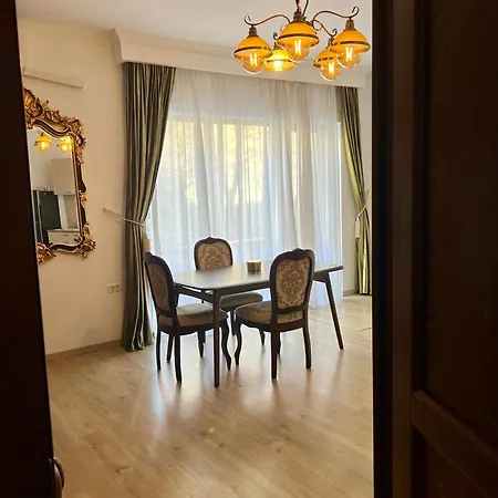 Catedrala Blue Daire *