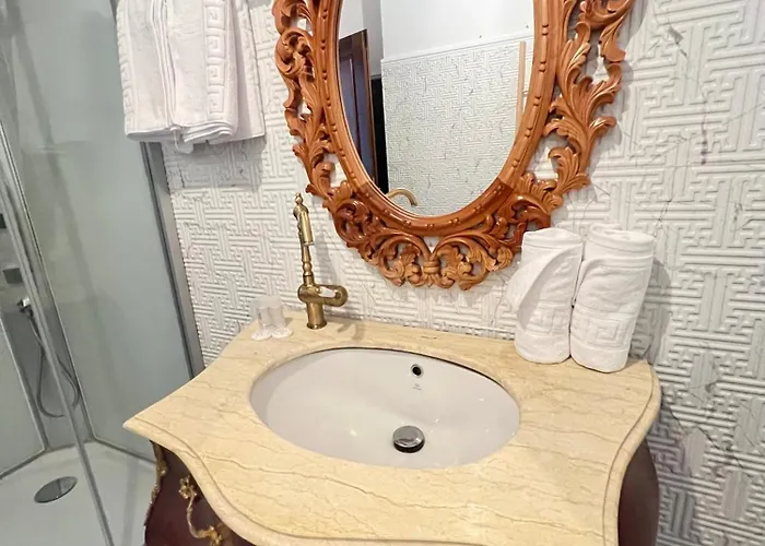 アパート Catedrala Blue コンスタンツァ