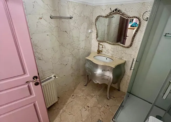 アパート Catedrala Blue コンスタンツァ