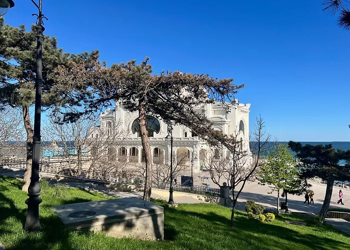 Catedrala Blue コンスタンツァ