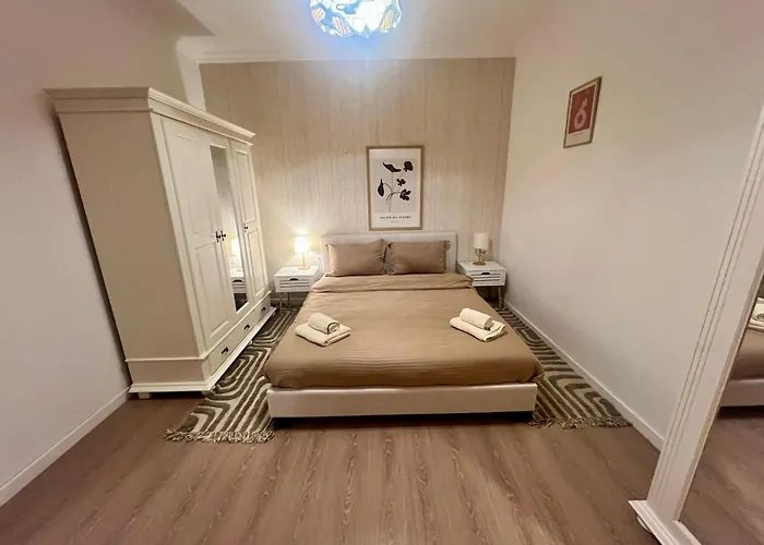 Catedrala Blue アパート